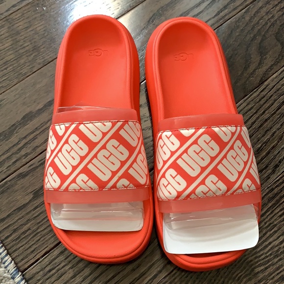 Ugg Ruette Hilama Slide Size 6 - Picture 2 of 4